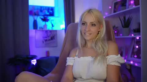 Cutie Lucy online show from June 26, 2026, 6:34 pm