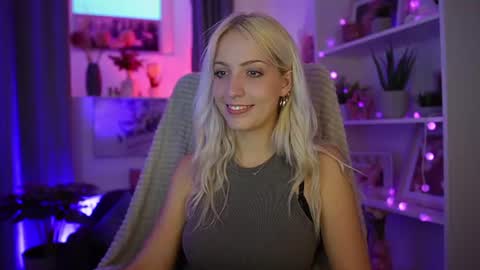 Cutie Lucy online show from July 25, 2026, 6:16 pm