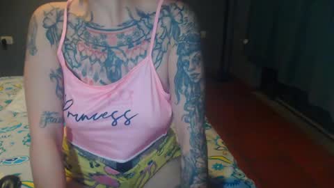 Lucia online show from May 25, 2026, 11:11 pm