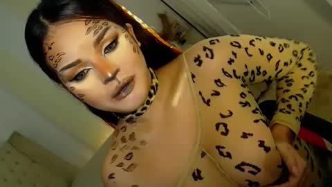 Snapshot of lucy_heartfiliaxxx chatting on January 5, 2025, 11:55 pm MONA online show from January 5, 2025, 11:55 pm