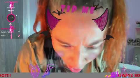 Lucia online show from February 10, 2025, 1:24 am