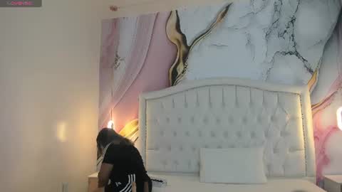 Snapshot of lucy_milf_474 chatting on July 16, 2026, 12:00 pm Lucy online show from July 16, 2026, 12:00 pm