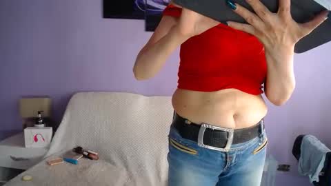  SleepyAbuela online show from April 23, 2026, 1:35 pm