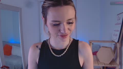 lucy online show from January 20, 2025, 2:43 am