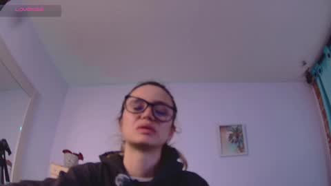 lucy online show from February 26, 2025, 5:20 am