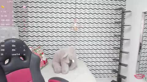 L U C Y  online show from December 10, 2024, 12:38 pm