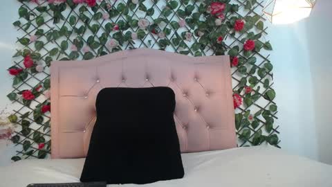 Lucy Cute online show from March 26, 2026, 2:22 pm