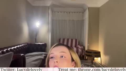 Snapshot of lucydelovely chatting on October 16, 2025, 7:59 pm Lucy online show from October 16, 2025, 7:59 pm