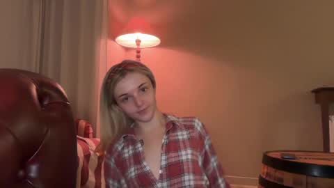 Lucy online show from May 27, 2026, 11:13 pm