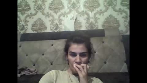 lucydoorbell online show from September 11, 2025, 7:14 pm