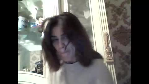 lucydoorbell online show from September 18, 2025, 7:05 pm