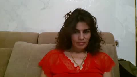 lucydoorbell online show from October 14, 2025, 7:47 pm