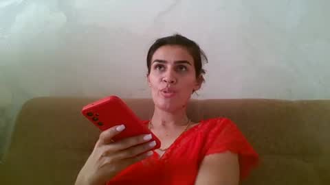 lucydoorbell online show from November 3, 2025, 8:26 am