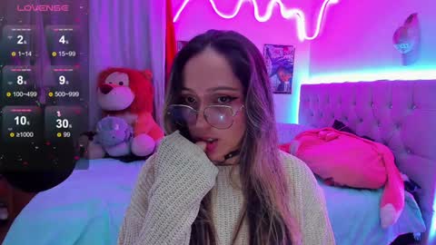 Lucy online show from February 2, 2025, 2:17 am