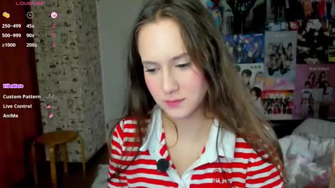 Lucy Rose online show from October 27, 2025, 4:22 pm