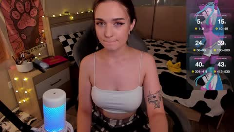 Lucy online show from December 15, 2024, 1:00 pm