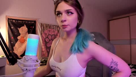 Lucy online show from January 7, 2025, 2:53 am