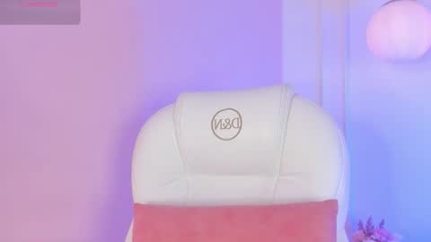 Lucy online show from November 10, 2025, 4:55 am