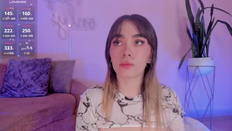 Lucy online show from November 22, 2025, 3:49 am