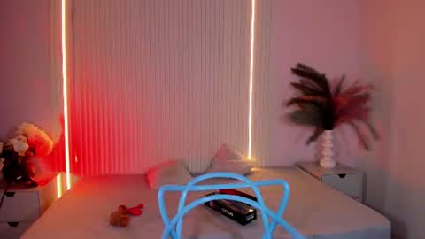 Lucy Wold online show from June 26, 2026, 6:34 pm