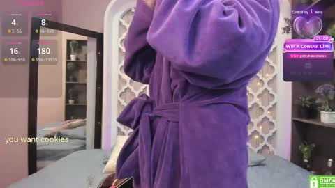 Lucy Liiu online show from December 6, 2024, 9:54 am