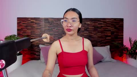 Snapshot of lucyy_liiu chatting on March 17, 2026, 8:23 pm Lucy Liiu online show from March 17, 2026, 8:23 pm