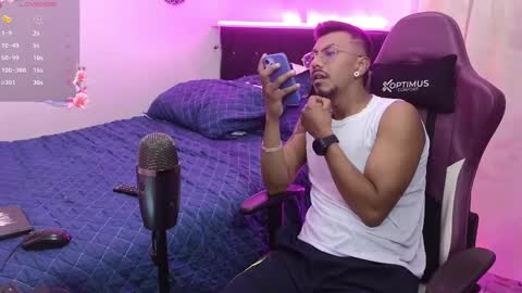 Snapshot of lufehott chatting on December 31, 2024, 5:44 am lufehott online show from December 31, 2024, 5:44 am