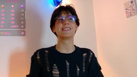 Lui online show from March 8, 2026, 3:10 am