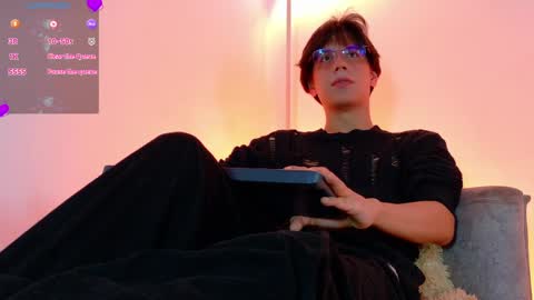 Lui online show from March 29, 2026, 3:17 am