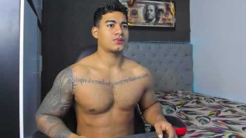 Luigi Independent model online show from November 29, 2025, 12:30 pm