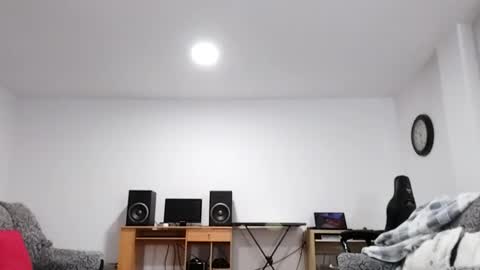 Snapshot of luigielporno chatting on November 28, 2025, 9:28 pm Luigi online show from November 28, 2025, 9:28 pm