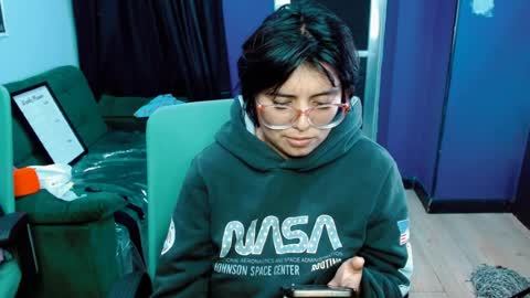 luisa_bunny online show from April 5, 2026, 1:25 am