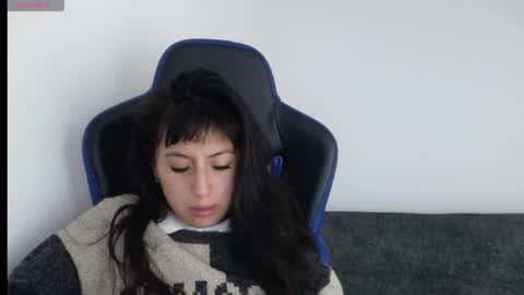 luisa_homes online show from December 15, 2025, 9:46 am