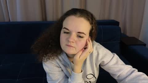 Luisa Rosee online show from February 10, 2025, 11:25 am