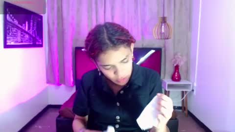 Snapshot of luisa_torres__ chatting on June 20, 2026, 3:20 am luisa_torres__ online show from June 20, 2026, 3:20 am