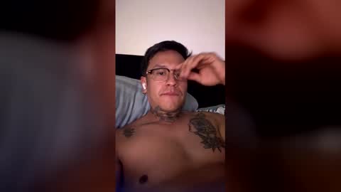 Snapshot of luisjg24hrs chatting on March 26, 2026, 9:26 am luisjg24hrs online show from March 26, 2026, 9:26 am