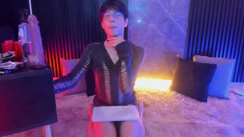 Snapshot of luixdust1 chatting on September 10, 2025, 5:40 am luixdust1 online show from September 10, 2025, 5:40 am