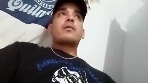 Snapshot of lukaqac chatting on February 8, 2026, 3:32 am Lukapijagorda online show from February 8, 2026, 3:32 am