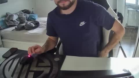 Snapshot of lukasschoetz chatting on January 20, 2025, 10:18 am lukasschoetz online show from January 20, 2025, 10:18 am