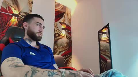 LUKE online show from November 7, 2025, 1:22 pm