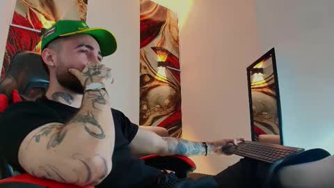 LUKE online show from December 4, 2025, 1:31 pm