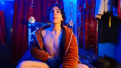 Luke online show from February 19, 2025, 9:25 pm