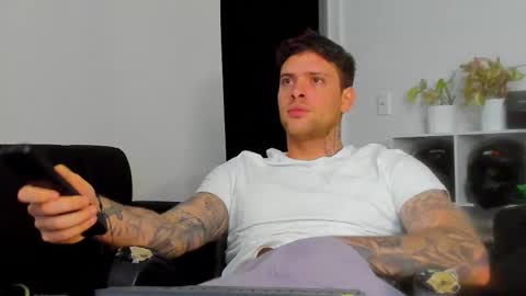 Luke online show from November 7, 2025, 5:29 am