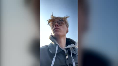Snapshot of lukepaxley chatting on March 18, 2026, 12:41 pm Luke Paxley online show from March 18, 2026, 12:41 pm