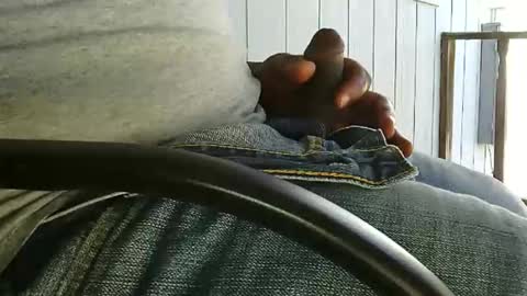 Snapshot of lukesky222 chatting on November 8, 2025, 7:12 pm Luke online show from November 8, 2025, 7:12 pm