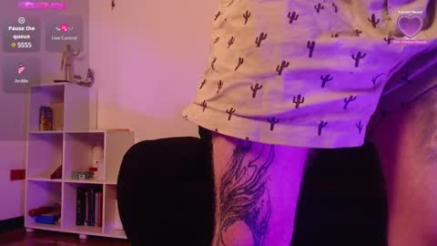 Snapshot of lukethompsson chatting on February 2, 2025, 4:37 am LUKEFTM online show from February 2, 2025, 4:37 am