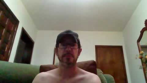 Luke online show from April 6, 2026, 10:22 pm