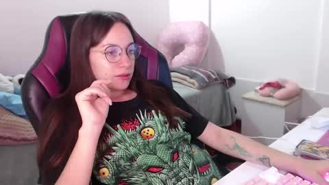 Vicky online show from December 19, 2024, 7:40 pm