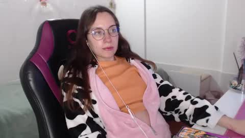 Vicky online show from January 6, 2025, 2:37 am