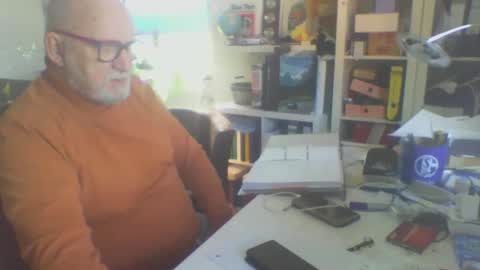 Snapshot of luley58 chatting on April 25, 2026, 7:33 am luley58 online show from April 25, 2026, 7:33 am